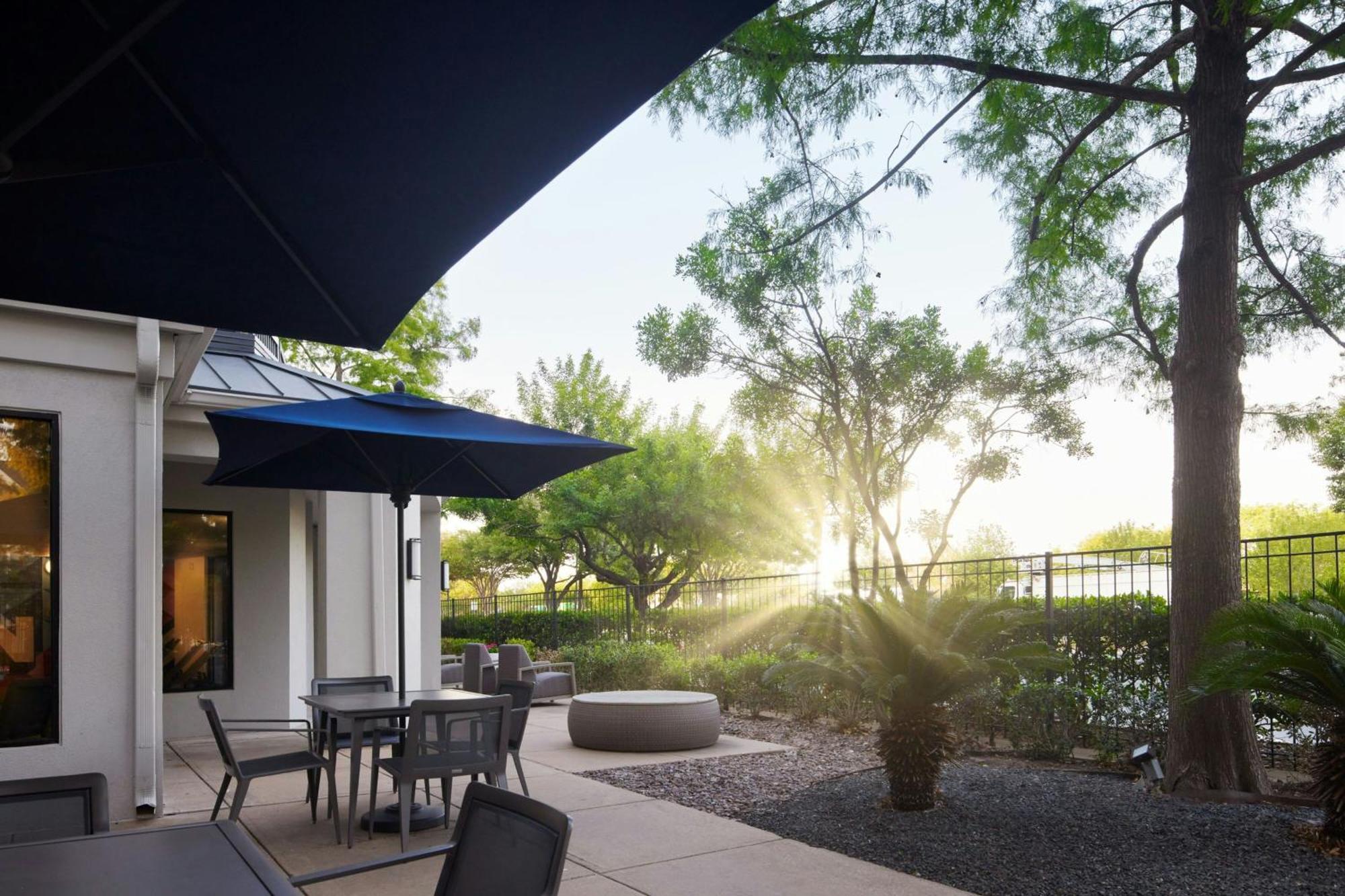 Hotel Courtyard Austin South Exteriér fotografie